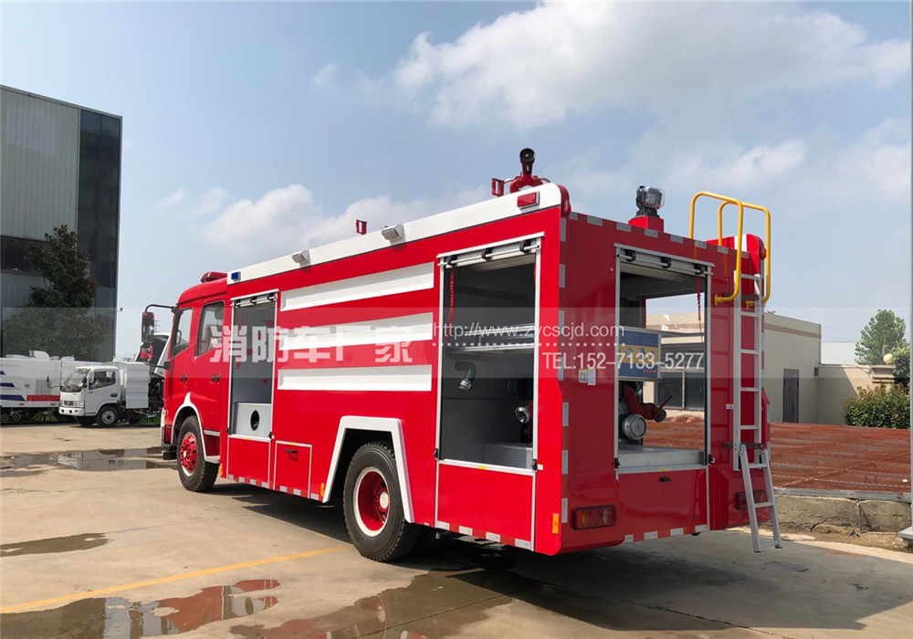 東風(fēng)天錦水罐消防車(chē) 東風(fēng)天錦水罐消防車(chē)